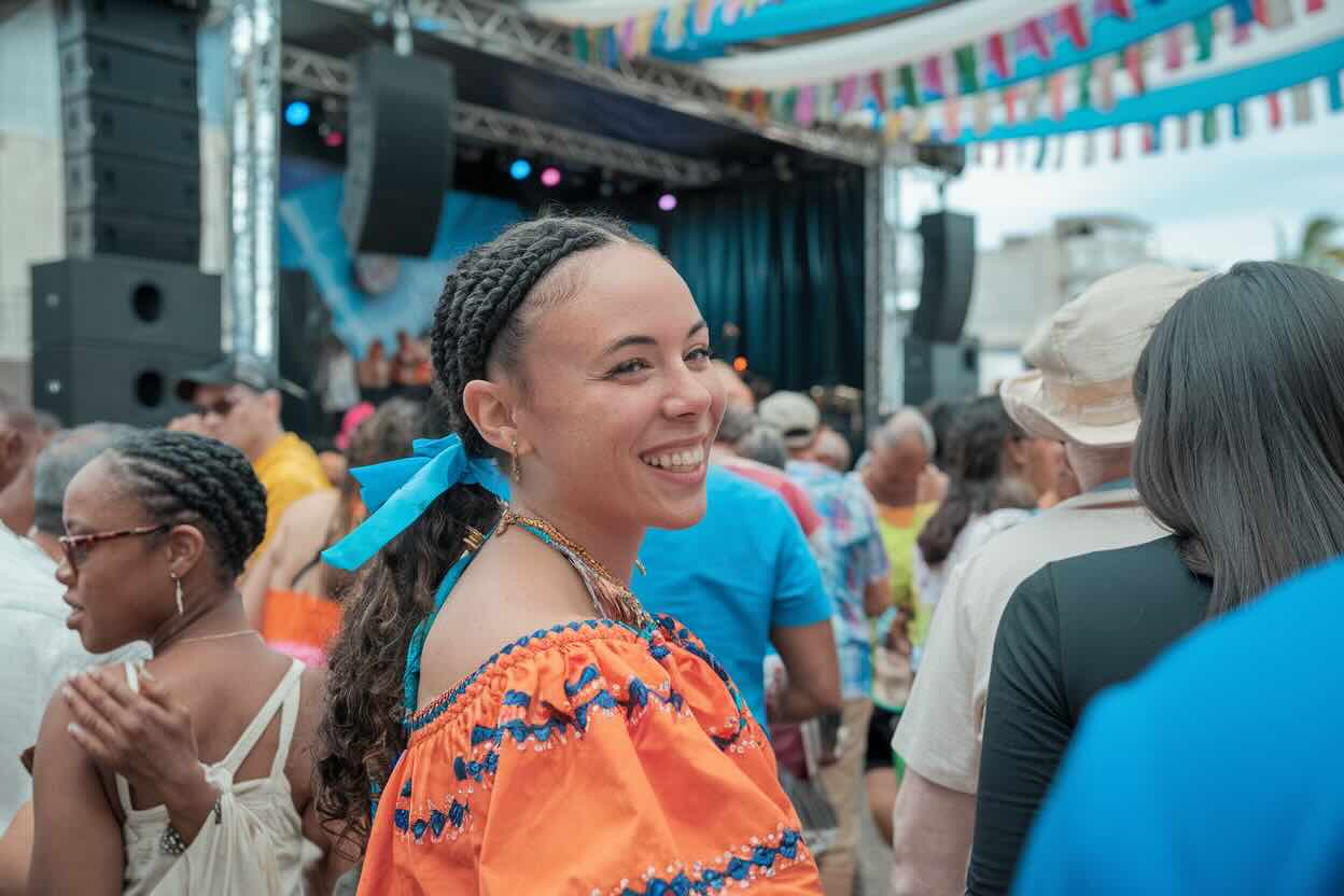 Contrate un Intérprete de Criollo Haitiano en Orlando FL | Servicios Profesionales de Traducción